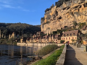 LA ROQUE GAGEAC
Dordogne LA ROQUE GAGEAC
Dordogne